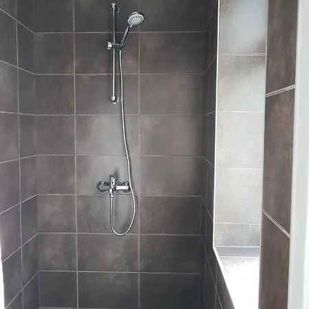 홈스테이 Flat In Varna, Location, Close To 바르나