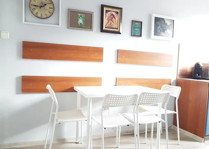 Flat In Varna, Location, Close To * فارنا