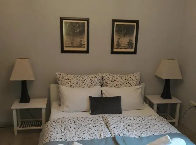 منزل للإقامة Flat In Varna, Location, Close To