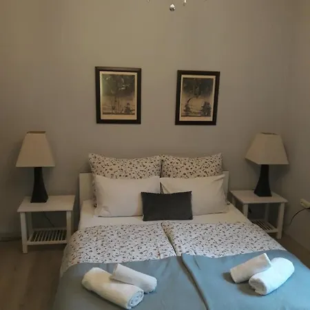 Rum i privatbostad Flat In Varna, Location, Close To